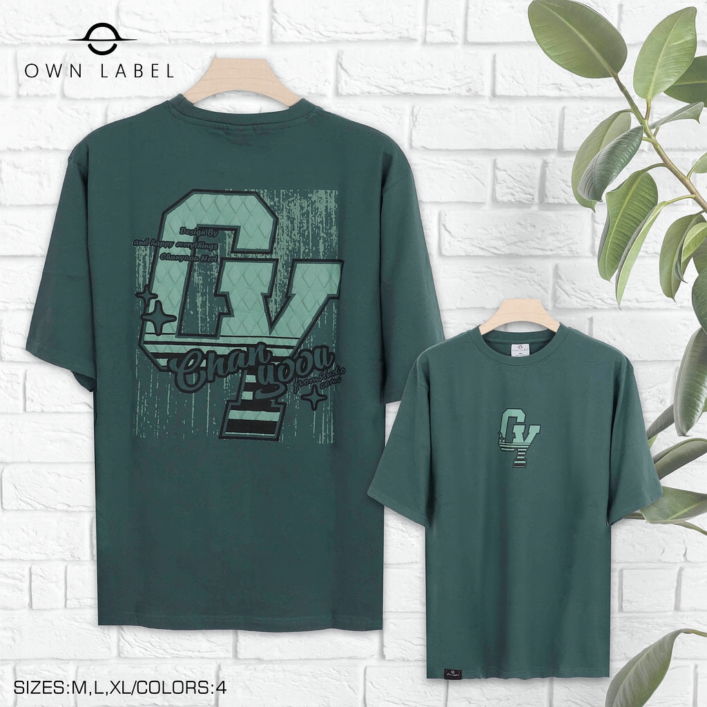 Fiv-Sleeve Streetwear T-Shirt With Bold Graphic Print For Casual Style